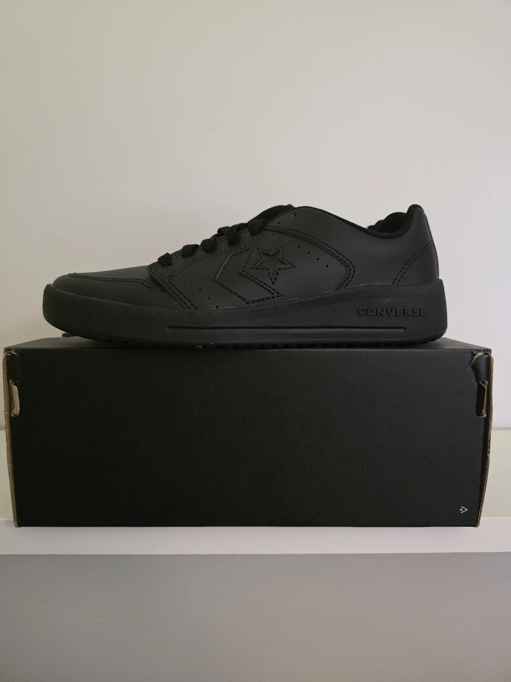 Converse Men's Black Low-Top Sneakers